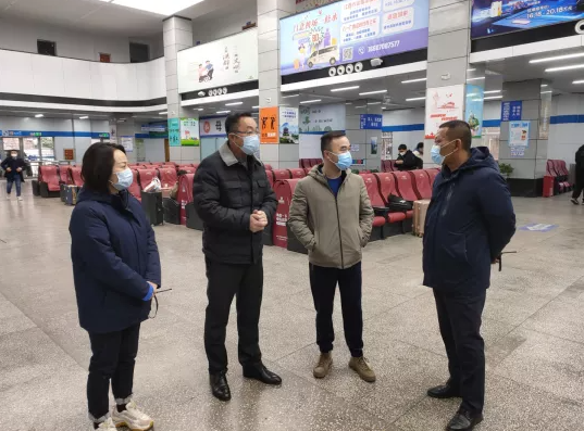 劉磊檢查指導青山客運站、徐坊客運站文明創(chuàng)建等工作