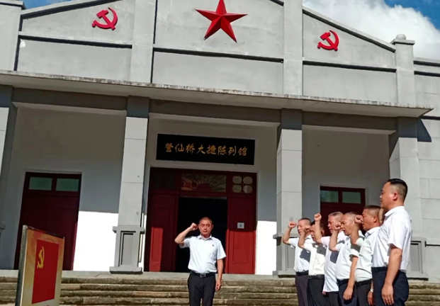 撫州長(zhǎng)運(yùn)：樂(lè)安分公司黨支部開(kāi)展主題教育活動(dòng)