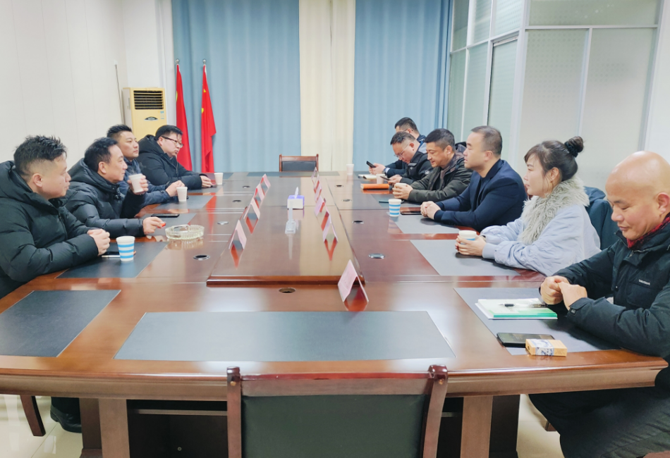 江西金合控股、江西農(nóng)投調(diào)研永修公司客貨郵融合發(fā)展工作  劉磊、占梁陪同