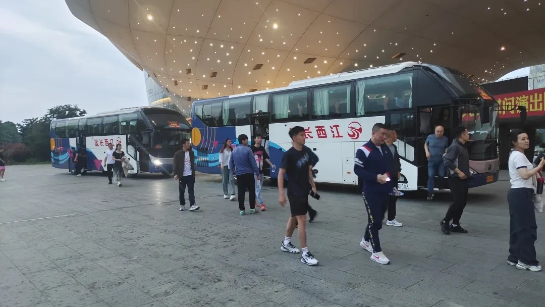 九江長運:護(hù)航羽毛球友誼賽