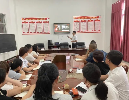 撫州長運(yùn):開展全員消防安全和緊急救護(hù)知識(shí)培訓(xùn)
