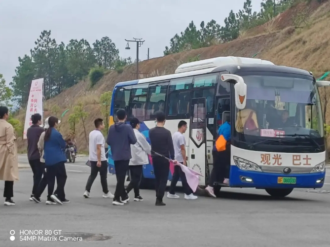 撫州長運:圓滿完成“和美村寨 民族團結(jié)跑”運輸保障任務(wù)