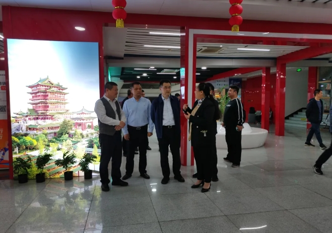 都市城際公交:省綜合交通運輸事業(yè)中心領導調(diào)研全域旅游集散中心