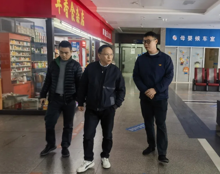 劉志堅檢查都市城際公交車站環(huán)境衛(wèi)生、服務質量工作